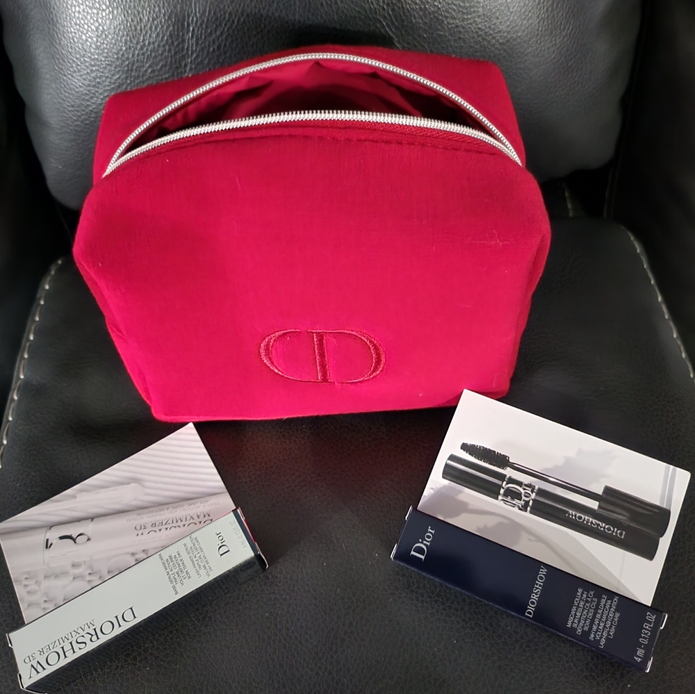 DIOR new without the box dior TROUSSE BAG with 2  new dior makeup items
